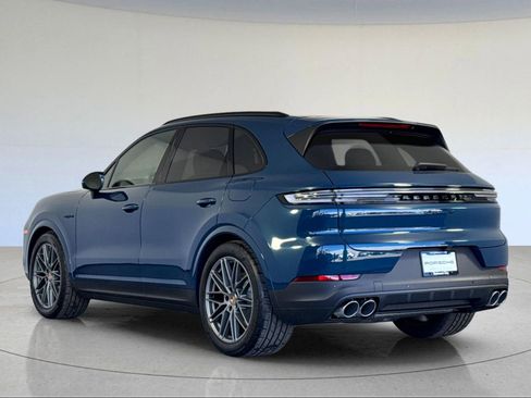 New 2026 Porsche Cayenne S AWD/4WD image 3