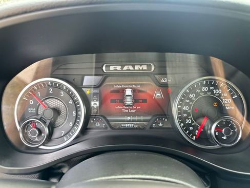 Used 2025 RAM 1500 Laramie AWD/4WD image 36