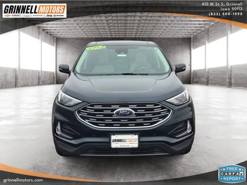 Used 2024 Ford Edge Titanium image 2