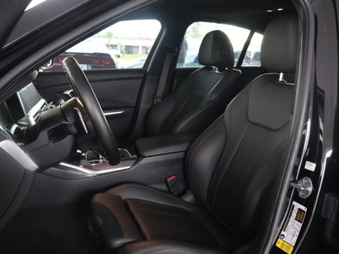 Used 2020 BMW M340i RWD image 16