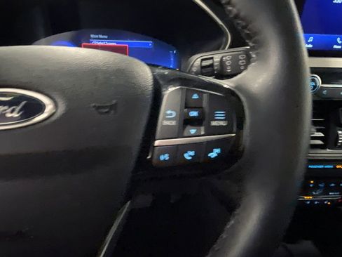 Used 2022 Ford Escape SEL w/ Technology Package AWD/4WD image 40