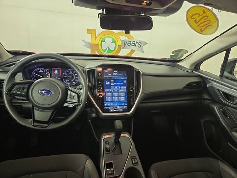 Used 2025 Subaru Crosstrek 2.0i Premium image 13