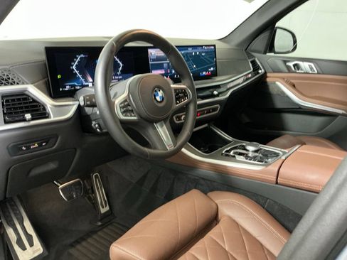 Used 2024 BMW X5 sDrive40i w/ M Sport Package RWD image 21