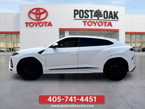 Used 2020 Lamborghini Urus AWD/4WD image 4