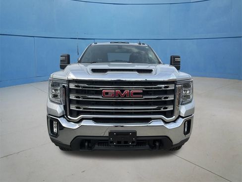 Used 2022 GMC Sierra 2500 SLE w/ SLE Value Package; image 4