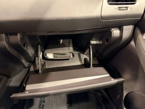 Used 2016 Nissan Leaf SV FWD image 19