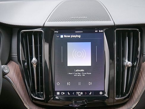 Certified 2023 Volvo XC60 B5 Ultimate w/ Protection Package Premier image 26