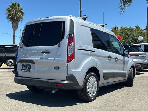 Used 2017 Ford Transit Connect XLT FWD image 13