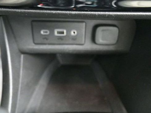 Used 2020 Buick Encore GX Essence AWD/4WD image 27