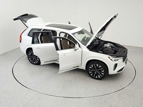 New 2026 Volvo XC90 T8 Plus w/ Protection Package AWD/4WD image 38