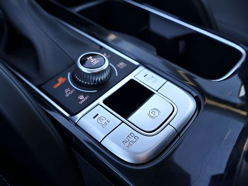 Used 2020 Kia Telluride S AWD/4WD image 23