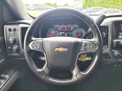 Used 2018 Chevrolet Silverado 1500 LT w/ LPO, Black Pack AWD/4WD image 10