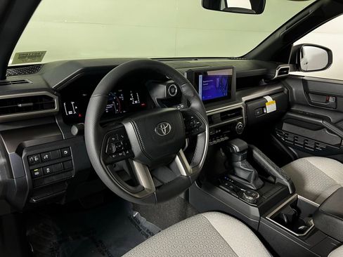 Used 2026 Toyota 4Runner SR5 RWD image 12