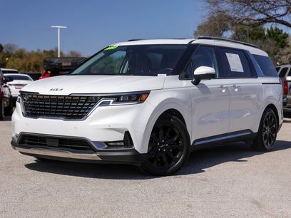 Used 2023 Kia Carnival SX Prestige