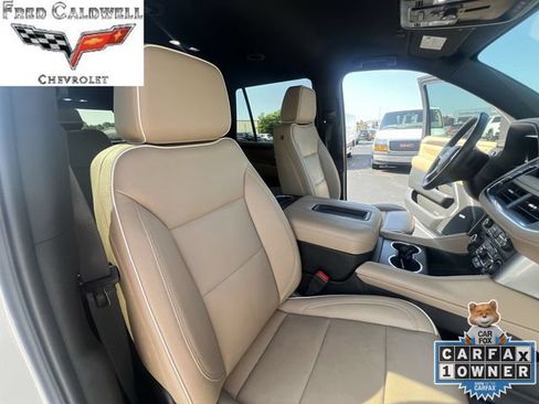 Used 2024 Chevrolet Tahoe Premier AWD/4WD image 33