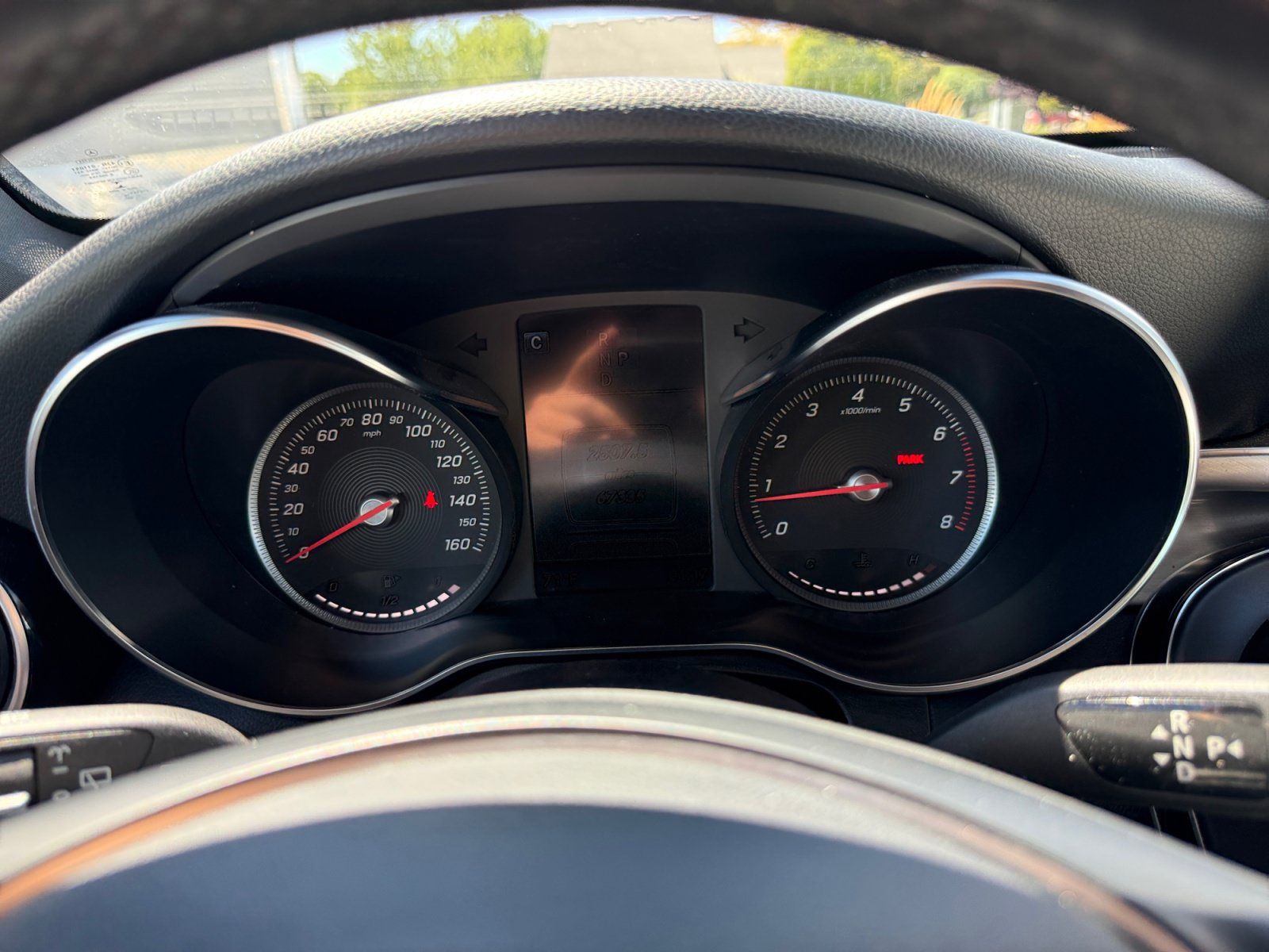 Used 2019 Mercedes-Benz GLC 300 4MATIC image 10