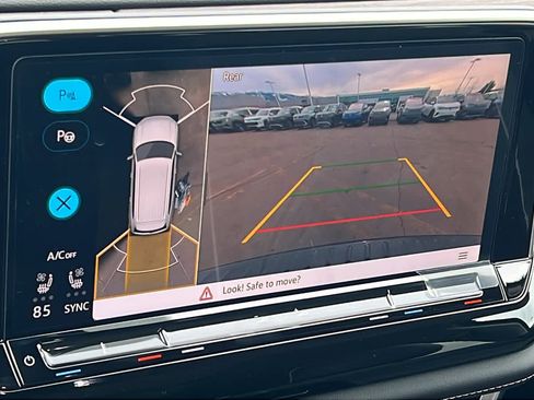 New 2026 Volkswagen Atlas SEL Premium R-Line image 16