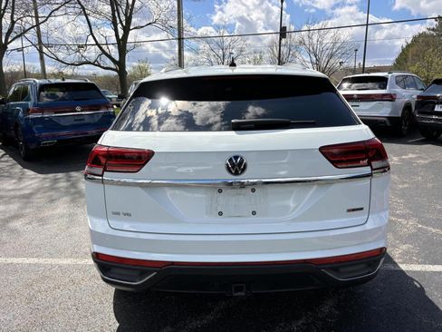 Certified 2020 Volkswagen Atlas Cross Sport SE w/ Towing Package AWD/4WD image 6