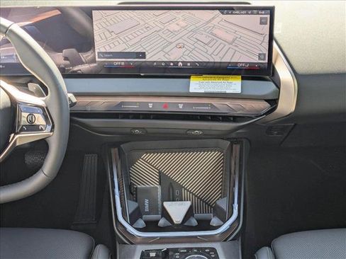 Used 2025 BMW X3 xDrive30i w/ Convenience Package image 11