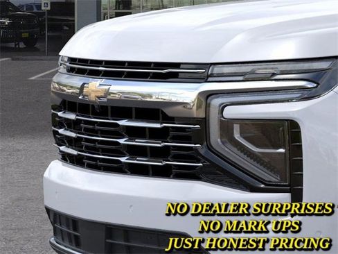 New 2026 Chevrolet Suburban LT w/ Comfort Package image 13