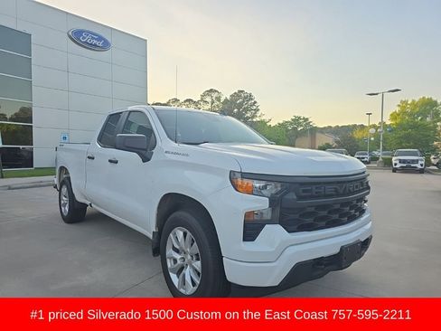 Used 2024 Chevrolet Silverado 1500 Custom AWD/4WD image 2