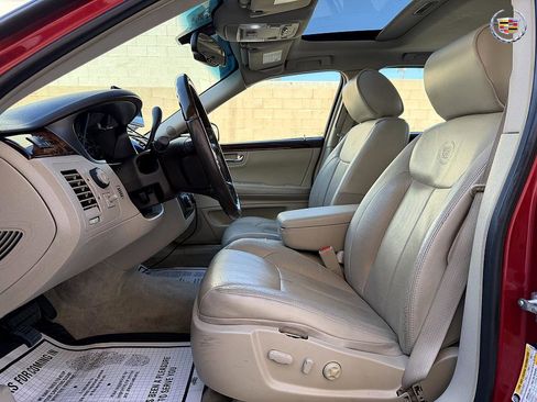 Used 2011 Cadillac DTS Luxury image 10