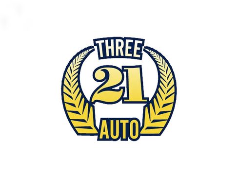 Used 2017 Toyota Camry XSE w/ Moonroof Package FWD image 2