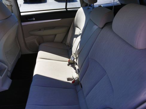 Used 2013 Subaru Outback 2.5i Premium AWD/4WD image 12