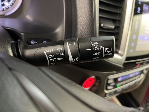 Used 2018 Honda Pilot EX-L image 22