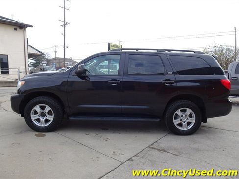 Used 2012 Toyota Sequoia SR5 AWD/4WD image 6