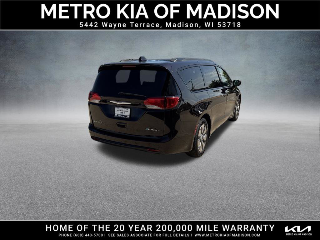 Used 2018 Chrysler Pacifica Touring Plus FWD image 6