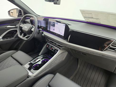 New 2026 Audi SQ5 Premium Plus AWD/4WD image 15