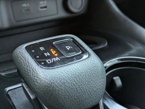 Used 2023 Nissan Rogue SL w/ SL Premium Package image 15