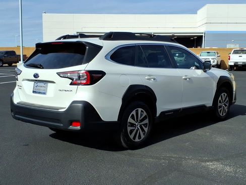 Certified 2025 Subaru Outback Premium w/ Popular Package #1A image 7