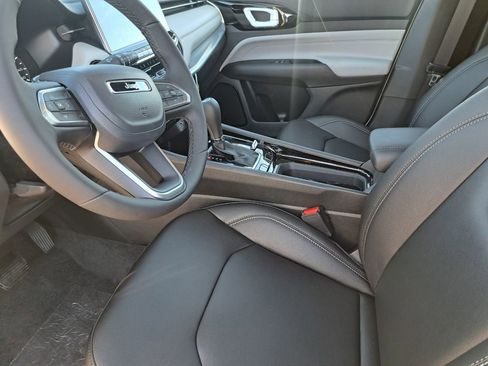 New 2026 Jeep Compass Limited image 17