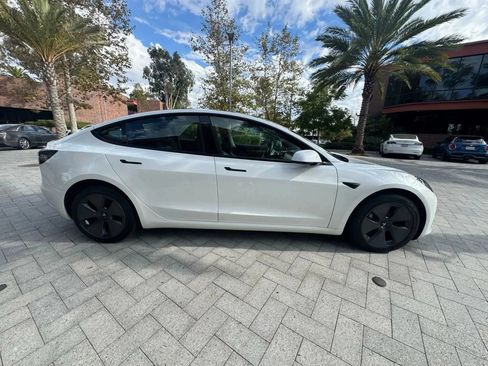 Used 2023 Tesla Model 3 Standard Range RWD image 4
