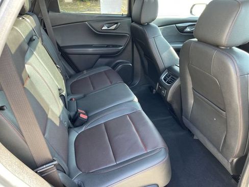 Used 2024 Chevrolet Blazer RS w/ Enhanced Convenience Package AWD/4WD image 15