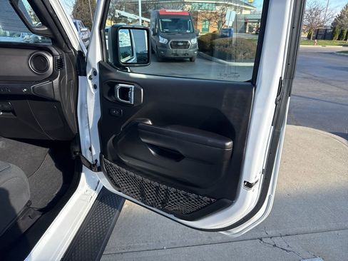 Used 2021 Jeep Wrangler Unlimited Sport image 35
