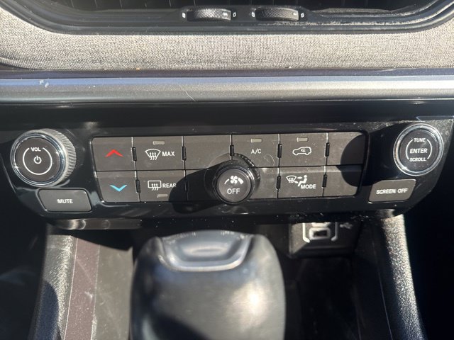 Used 2022 Jeep Compass Latitude AWD/4WD image 22