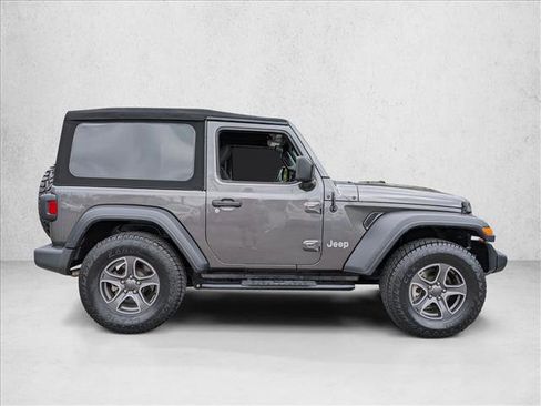 Used 2019 Jeep Wrangler Sport AWD/4WD image 4