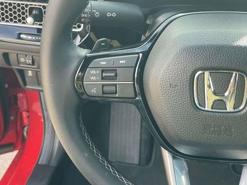 Certified 2025 Honda Civic Sport Touring image 24