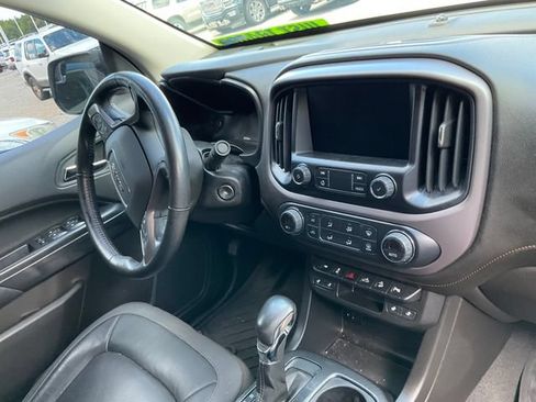 Used 2022 GMC Canyon AT4 w/ Trailering Package AWD/4WD image 13