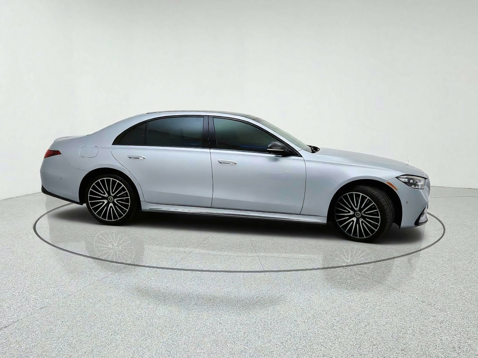 Certified 2023 Mercedes-Benz S 580 4MATIC Sedan image 6