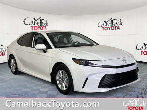 New 2026 Toyota Camry LE image 1