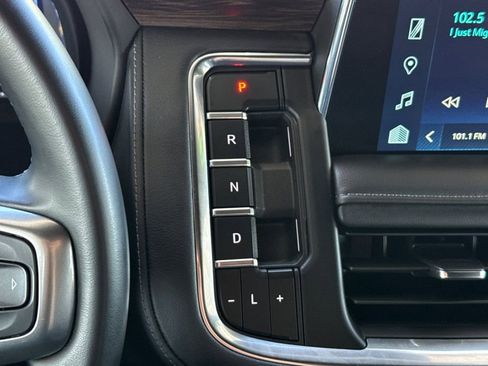 Used 2024 Chevrolet Tahoe LT RWD image 33
