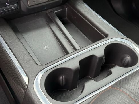 Used 2022 GMC Sierra 1500 AT4 w/ AT4 Premium Package image 12