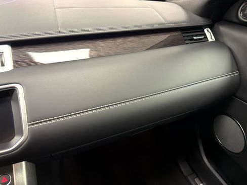 Used 2017 Land Rover Range Rover Evoque Autobiography image 25