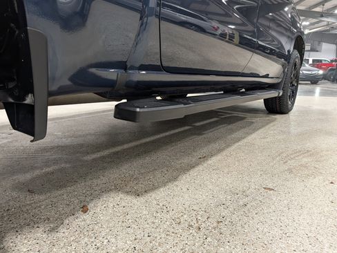 Used 2021 Chevrolet Silverado 1500 Custom w/ LPO, Blackout Package image 10