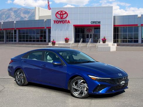 Used 2024 Hyundai Elantra Limited FWD image 1