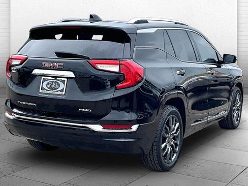 Used 2022 GMC Terrain Denali w/ Black Diamond Edition AWD/4WD image 14